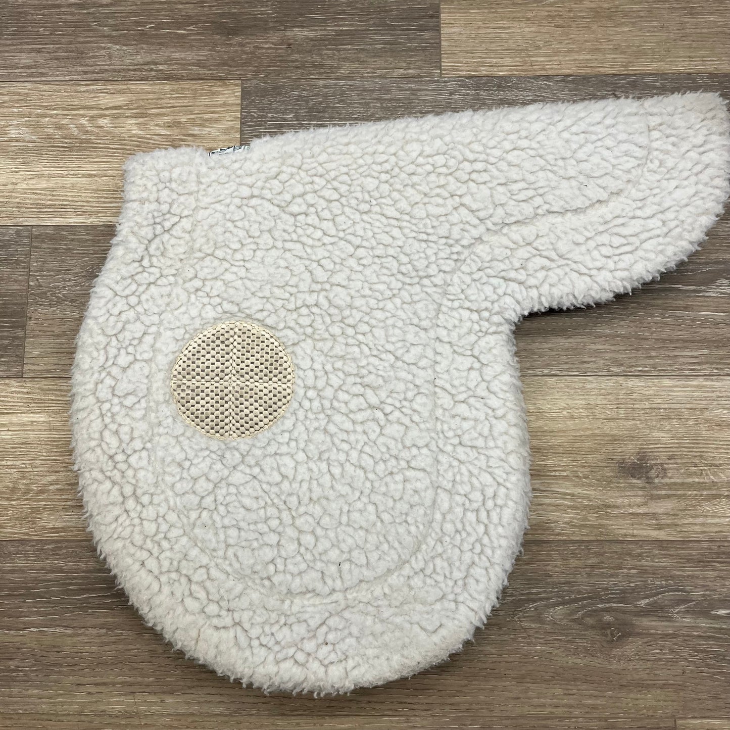 Consignment Wilikers Shaped Saddle Pad