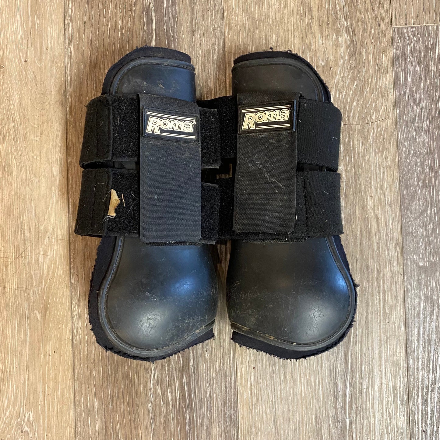 Consignment Roma Black Open Front Boots Large