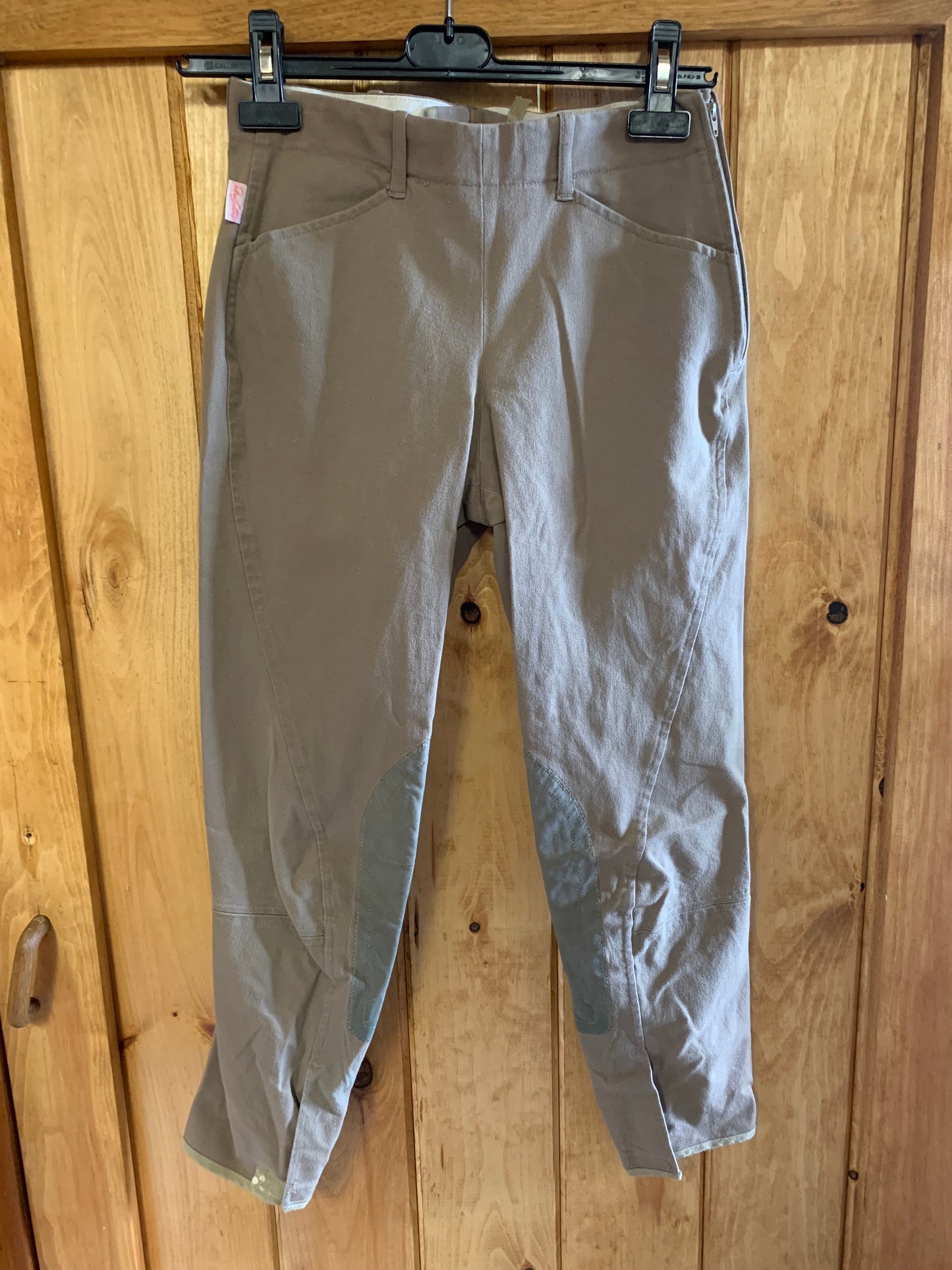 Consignment Tailored Sportsman Side Zip Brown Breech 26R
