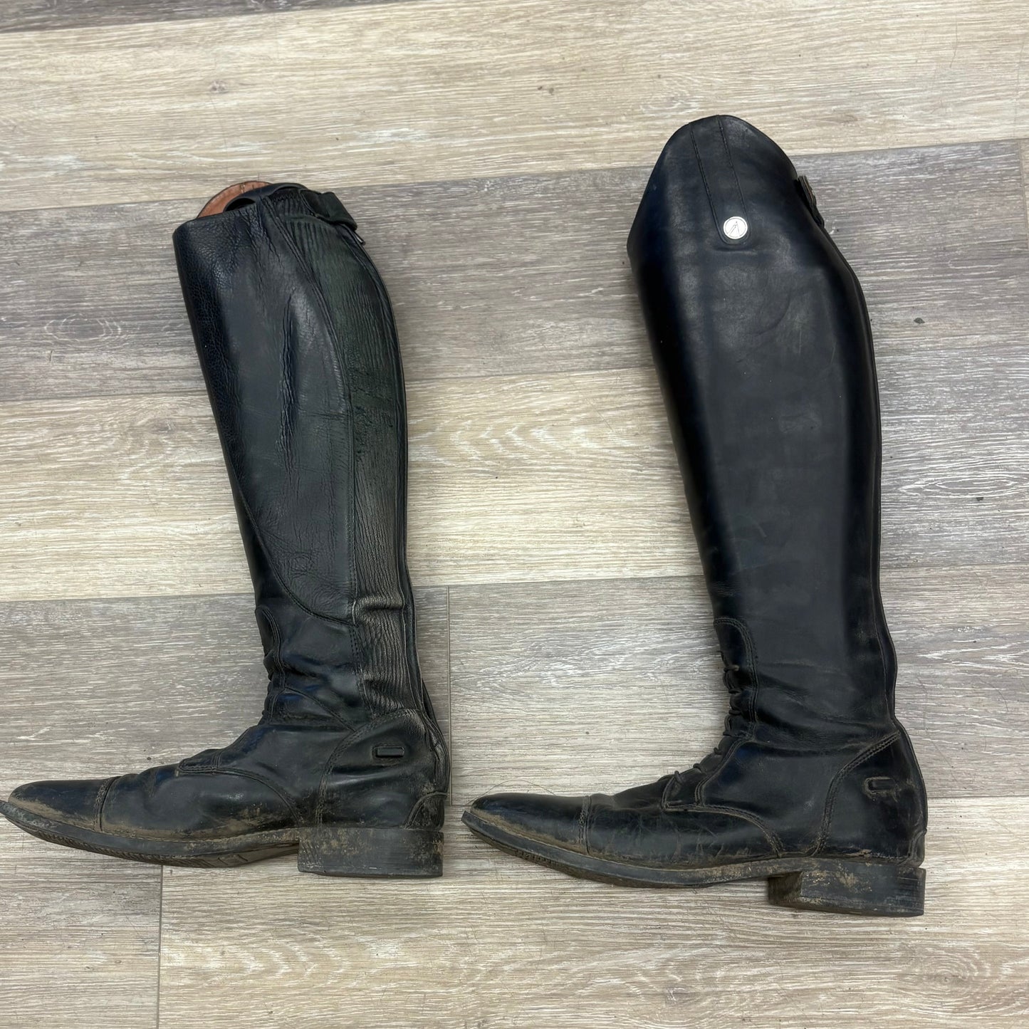 Consignment Auken Field Boot sz 9 Slim Regular w/boot bag