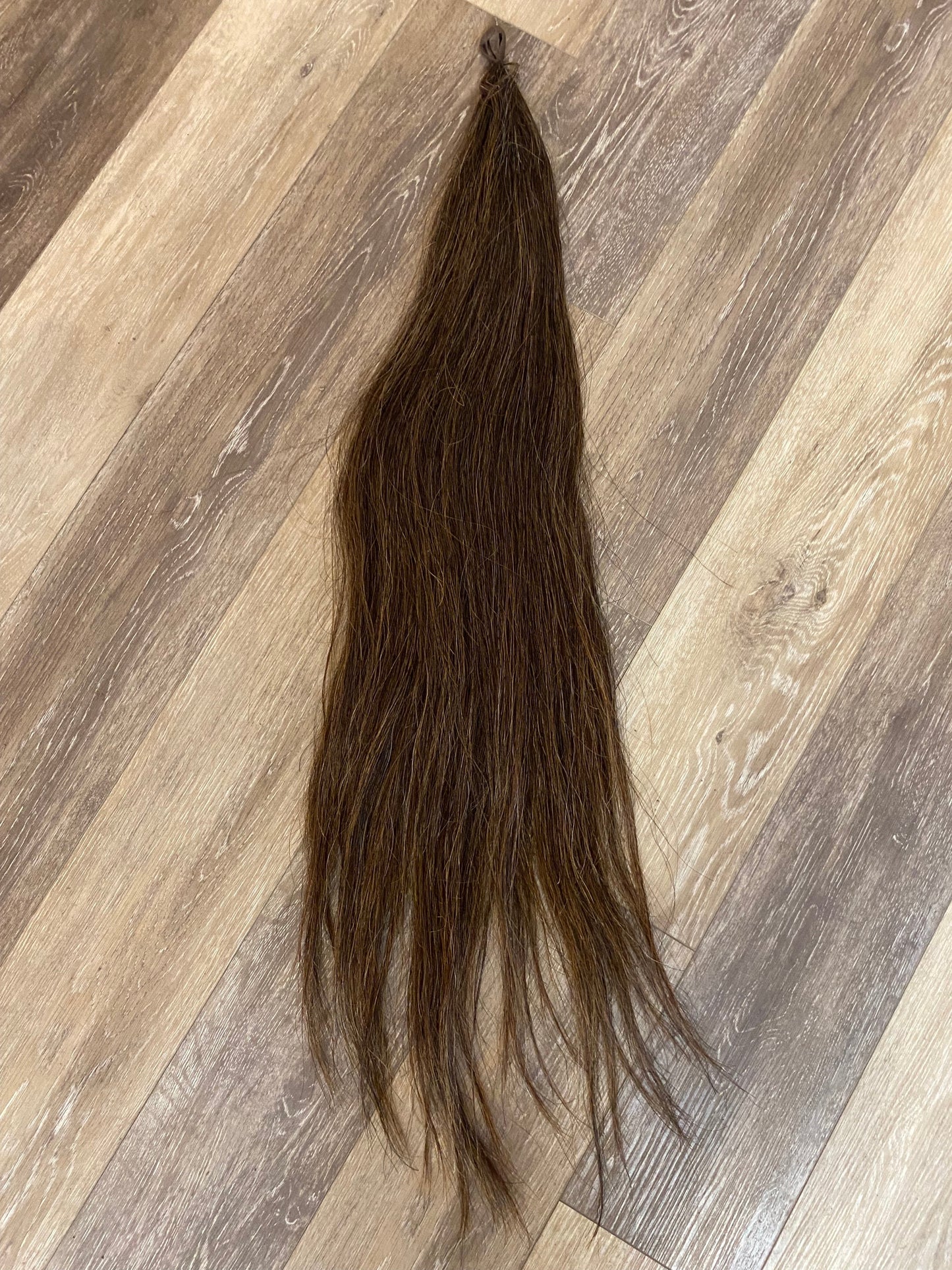 Consignment- Fake Tail Medium-Mixed Brown 1/2 Pound